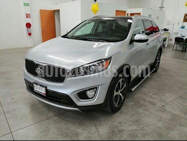 foto Kia Sorento 2.4L LX usado (2017) color Plata Brillante precio $399,000