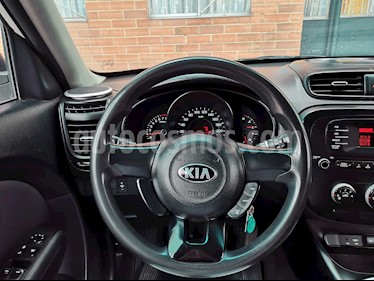 foto KIA Soul 1.6L usado (2016) color Blanco precio $44.000.000