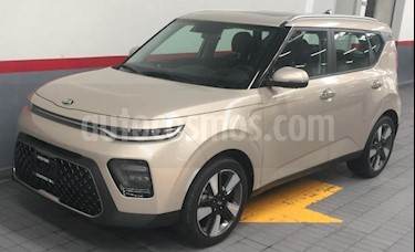 foto Kia Soul 5p EX Pack L4/2.0 Aut usado (2020) color Plata precio $389,000