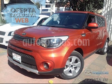 foto Kia Soul LX Aut usado (2018) color Rojo Infierno precio $225,000