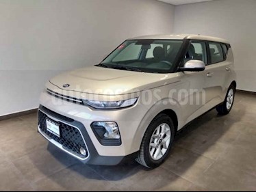 foto Kia Soul LX Aut usado (2020) color Dorado precio $287,000
