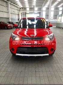 foto Kia Soul LX usado (2019) color Rojo precio $252,000