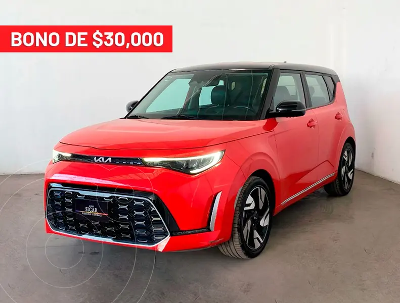 Foto Kia Soul GT Line usado (2023) color Rojo precio $369,000