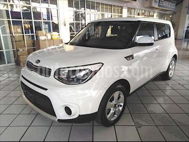 Foto Kia Soul LX usado (2018) color Blanco precio $225,000