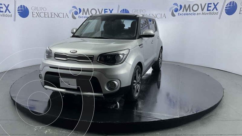 Foto Kia Soul EX Pack Aut Fifa Edition usado (2018) color Plata precio $280,000