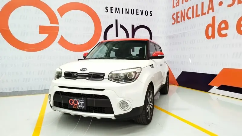Foto Kia Soul EX Aut usado (2018) color Blanco precio $280,000