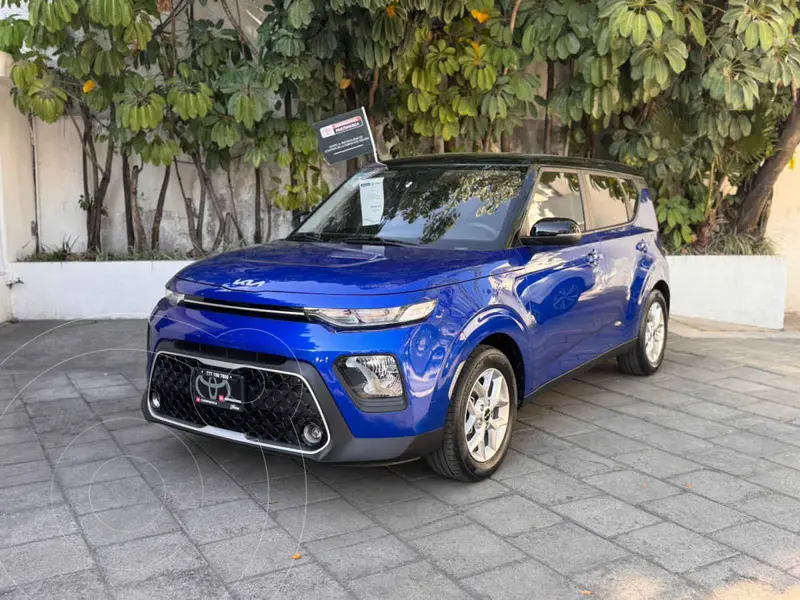 Foto Kia Soul LX Aut usado (2022) color Azul precio $285,000