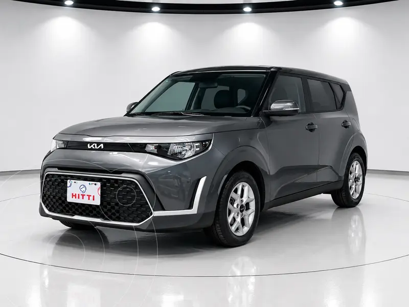 Foto Kia Soul LX usado (2023) color Negro precio $289,000