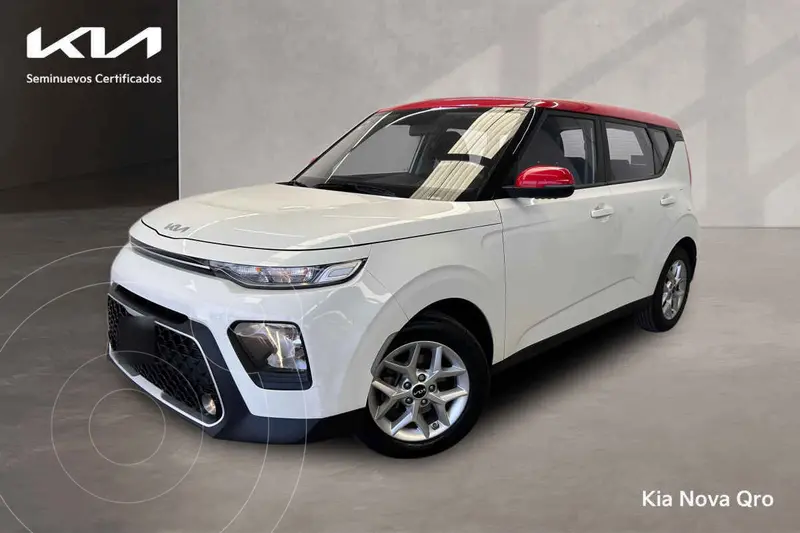 Foto Kia Soul LX Aut usado (2022) color Blanco financiado en mensualidades(enganche $81,478 mensualidades desde $6,994)