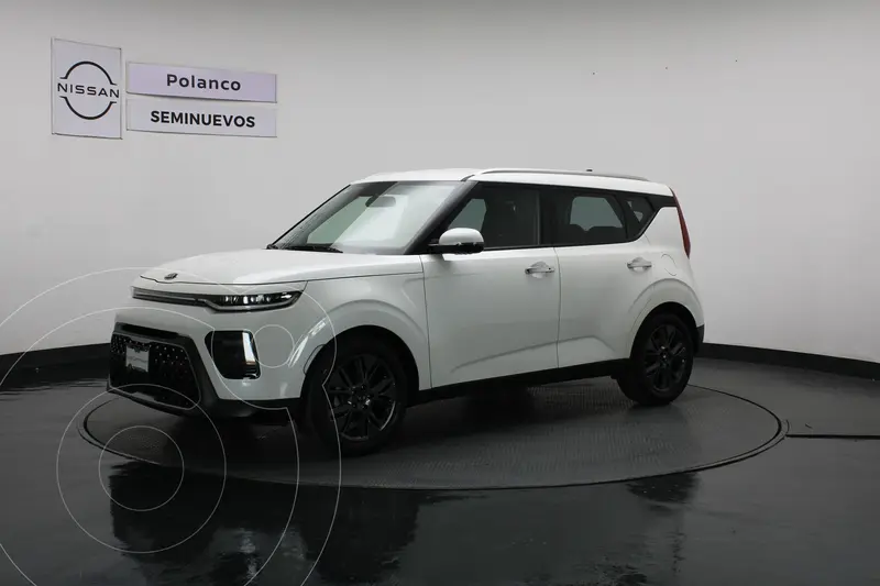 Foto Kia Soul EX Aut usado (2021) color Blanco precio $299,900