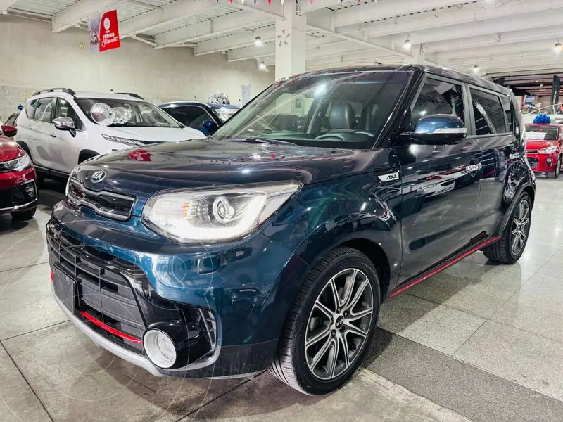 Foto Kia Soul SX Aut usado (2019) color Azul precio $309,900