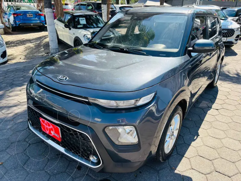 Foto Kia Soul LX usado (2020) color Gris financiado en mensualidades(enganche $56,169 mensualidades desde $4,989)