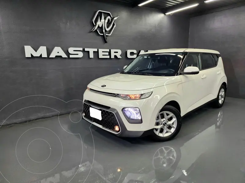 Foto Kia Soul LX Aut usado (2020) color Blanco precio $255,000
