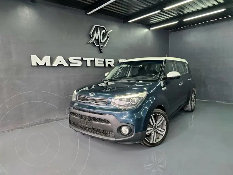 Foto Kia Soul EX Aut usado (2017) color Azul precio $239,000