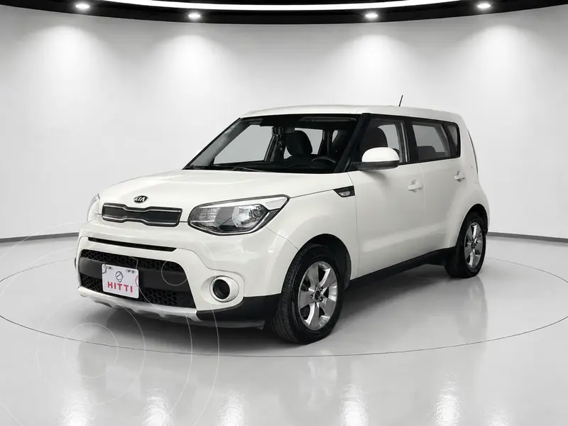Foto Kia Soul LX Aut usado (2017) color Beige precio $219,000
