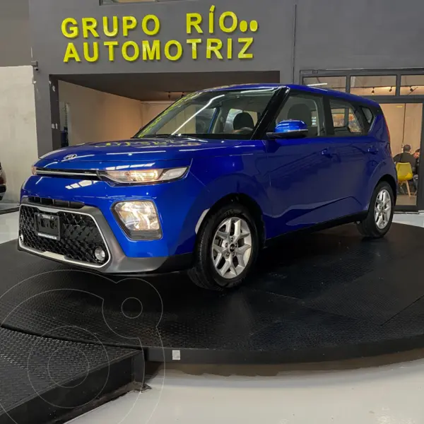 Foto Kia Soul LX Aut usado (2020) color Azul financiado en mensualidades(enganche $30,380 mensualidades desde $6,405)