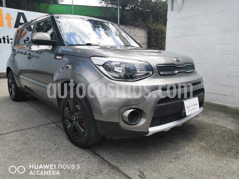 foto Kia Soul LX usado (2017) color Gris precio $215,000