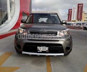 Kia Soul LX usado (2018) color Plata precio $230,000