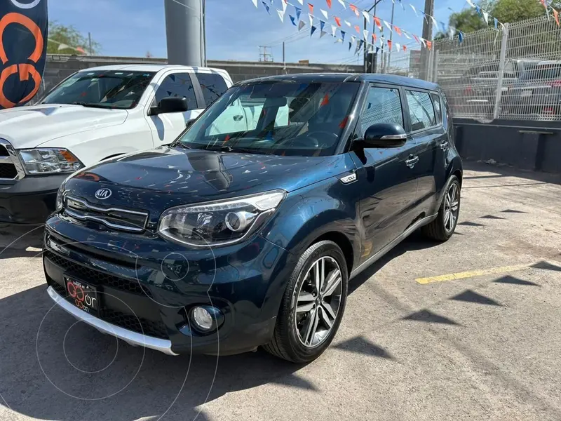 Foto Kia Soul EX Aut usado (2018) color Azul Marino precio $259,000