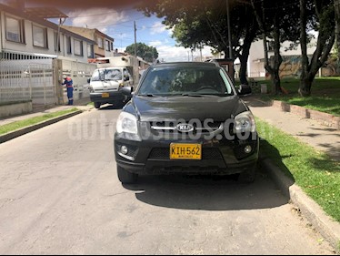foto KIA Sportage 2.0L 4x2 usado (2011) color Negro precio $31.900.000