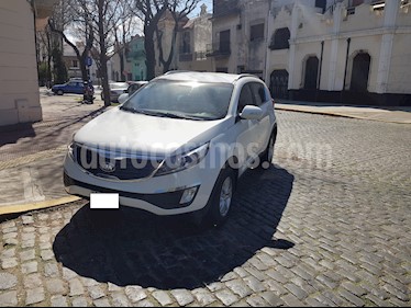 foto KIA Sportage EX 4x2 Aut usado (2013) color Blanco precio u$s11.800
