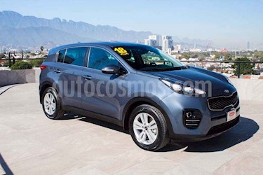 foto Kia Sportage EX 2.0L Aut usado (2018) color Azul precio $314,700