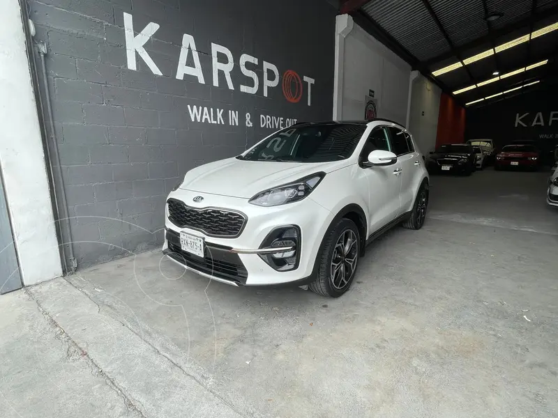 Foto Kia Sportage SXL AWD 2.4L usado (2019) color Blanco financiado en mensualidades(enganche $104,927 mensualidades desde $7,648)