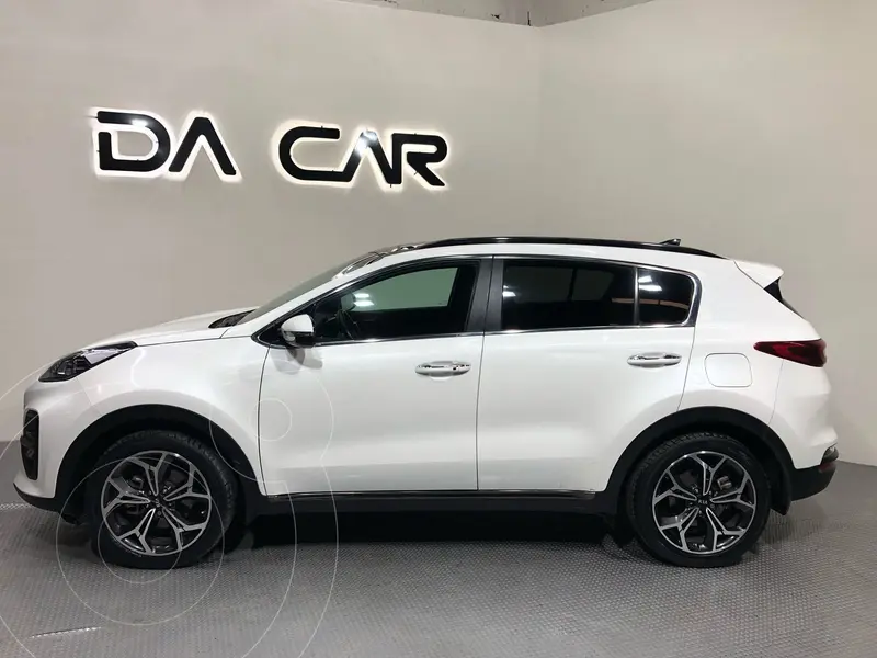 Foto Kia Sportage 2.0L LX usado (2022) color Blanco precio $395,000