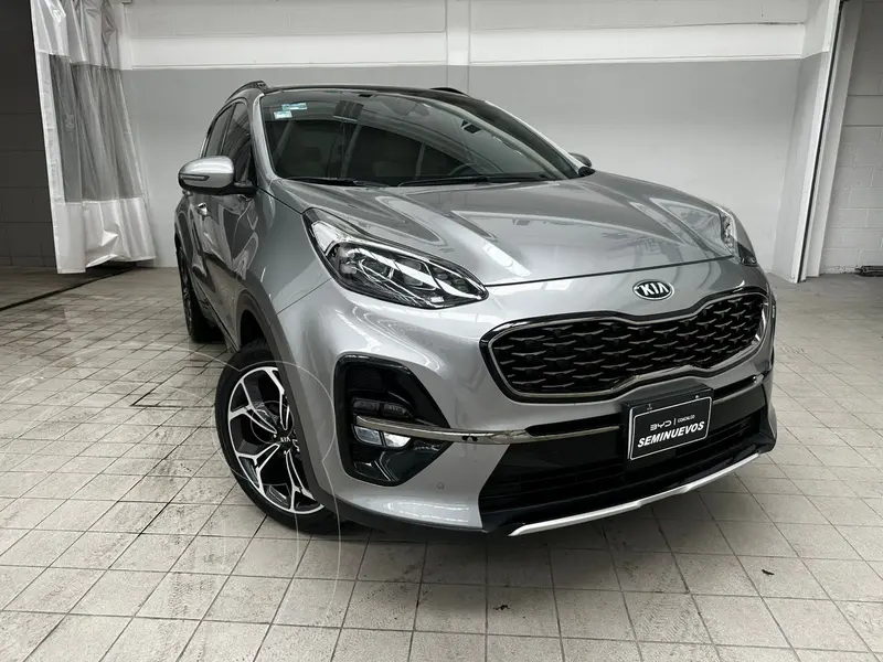 Foto Kia Sportage SXL 2.4L usado (2021) color Gris Oscuro precio $389,800