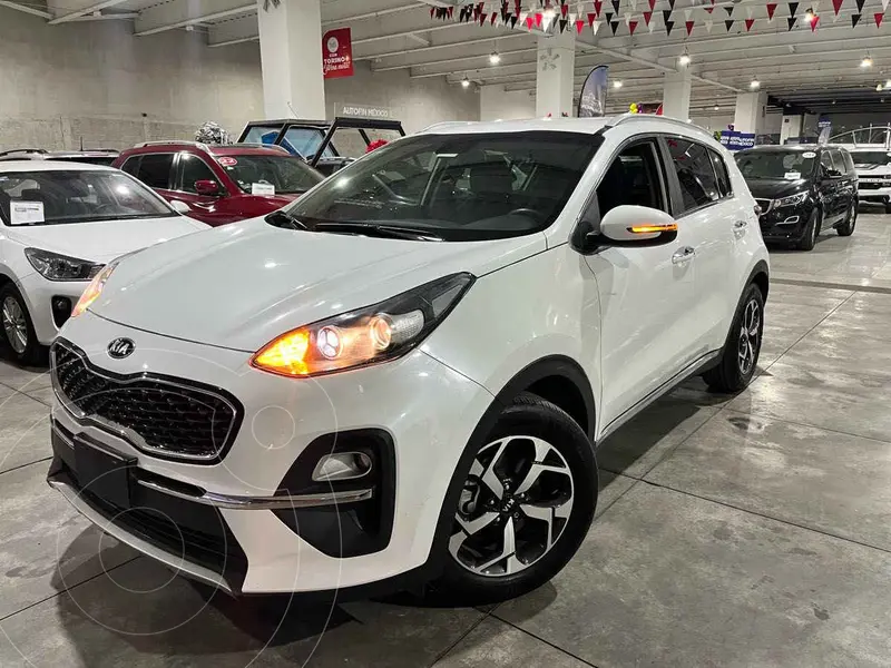 Foto Kia Sportage 2.0L EX usado (2022) color Blanco precio $399,000