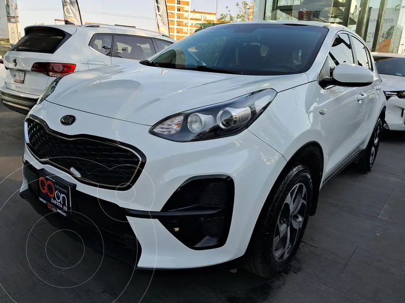 Foto Kia Sportage LX 2.0L usado (2019) color Blanco financiado en mensualidades(enganche $70,850 mensualidades desde $5,418)