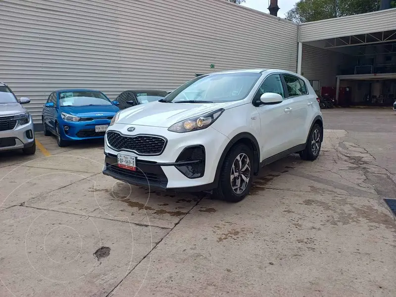 Foto Kia Sportage LX 2.0L Aut usado (2019) color Blanco precio $300,000