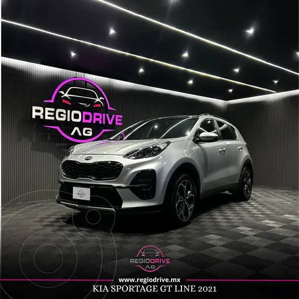 Foto Kia Sportage SXL 2.4L usado (2021) color Plata Electrico precio $374,900