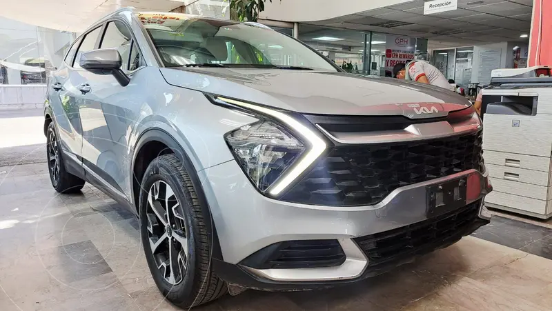 Foto Kia Sportage EX Pack usado (2023) color Gris financiado en mensualidades(enganche $219,450 mensualidades desde $9,233)
