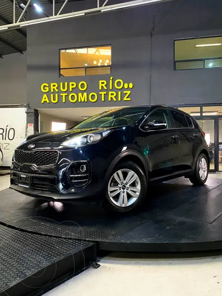 Kia Sportage EX 2.0L usado (2018) color Negro precio $298,000