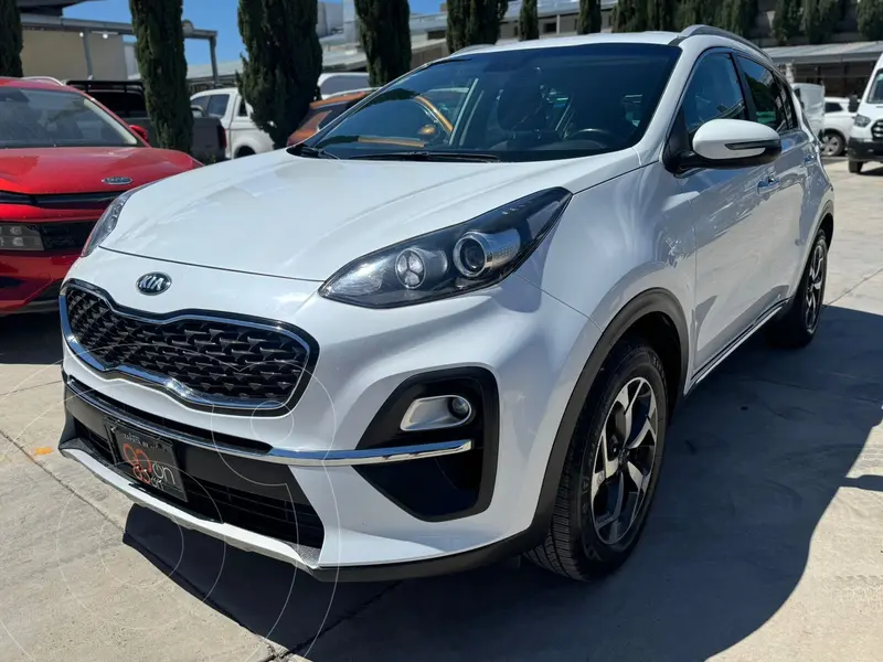 Foto Kia Sportage EX 2.0L usado (2021) color Blanco financiado en mensualidades(enganche $106,002 mensualidades desde $8,106)