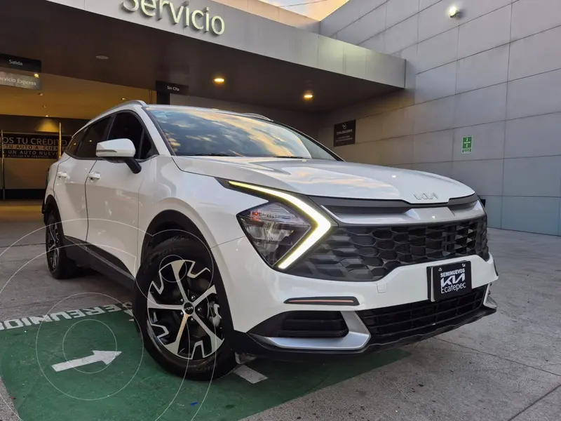 Foto Kia Sportage EX usado (2023) color Blanco financiado en mensualidades(enganche $112,860 mensualidades desde $12,986)