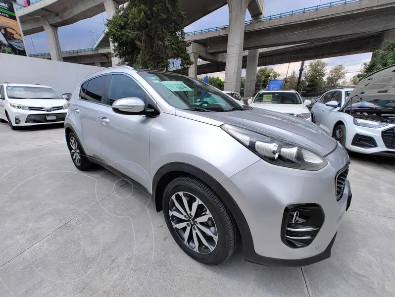 Foto Kia Sportage EX Pack 2.0L usado (2017) color plateado precio $279,900