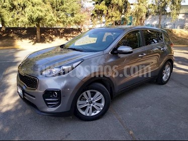 Kia Sportage 5P EX TA A/AC AUT. CAMARA REVERSA F. NIEBLA RA-17 usado (2018) color Gris precio $310,000