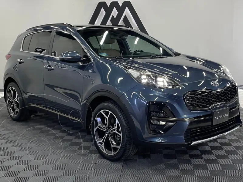 Foto Kia Sportage SX 2.4L usado (2020) color Azul precio $389,999