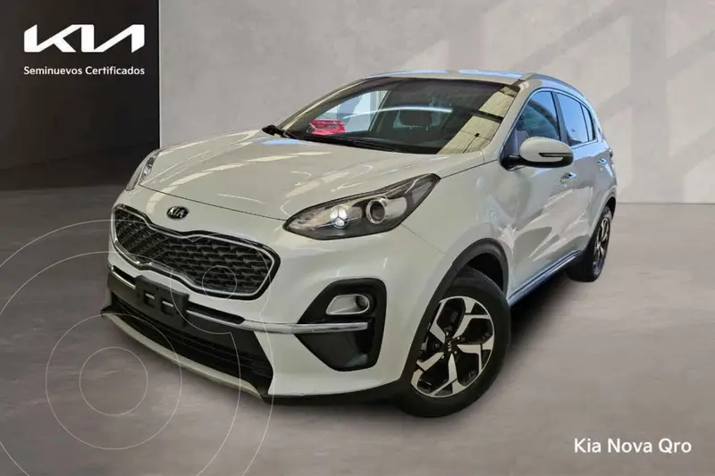 Foto Kia Sportage 2.0L EX usado (2022) color Blanco precio $385,000