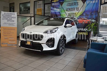 foto Kia Sportage SXL AWD 2.4L usado (2019) color Blanco precio $449,000