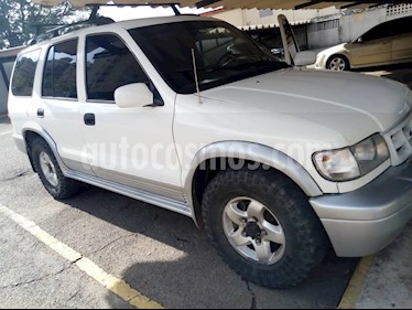 Foto venta carro usado Kia Sportage Wagon Auto. 4x4 (2001) color Blanco precio u$s2.500