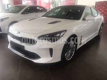 Foto venta Auto usado Kia Stinger EX (2018) color Blanco precio $450,000