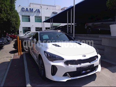 Foto venta Auto usado Kia Stinger GT Line (2018) color Blanco precio $584,500