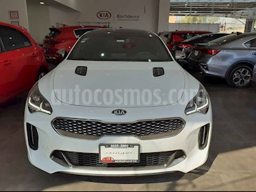 foto Kia Stinger GT usado (2018) color Blanco precio $620,000