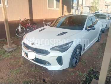 Kia Stinger GT Line usado (2019) color Bronce precio $549,999