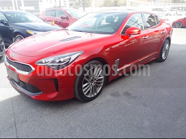 Kia Stinger EX usado (2018) color Rojo precio $470,000