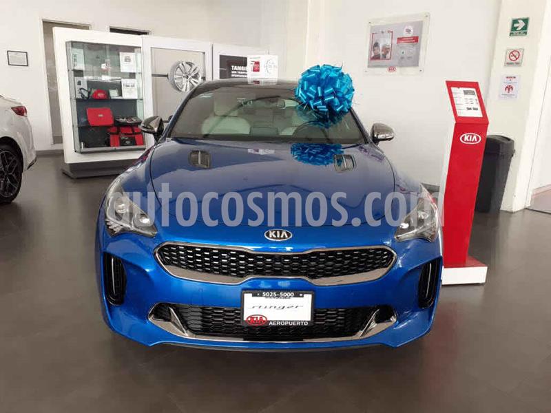 Foto Kia Stinger GT usado (2019) color Azul precio $775,000