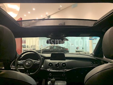 Kia Stinger EX usado (2019) color Azul precio $704,900
